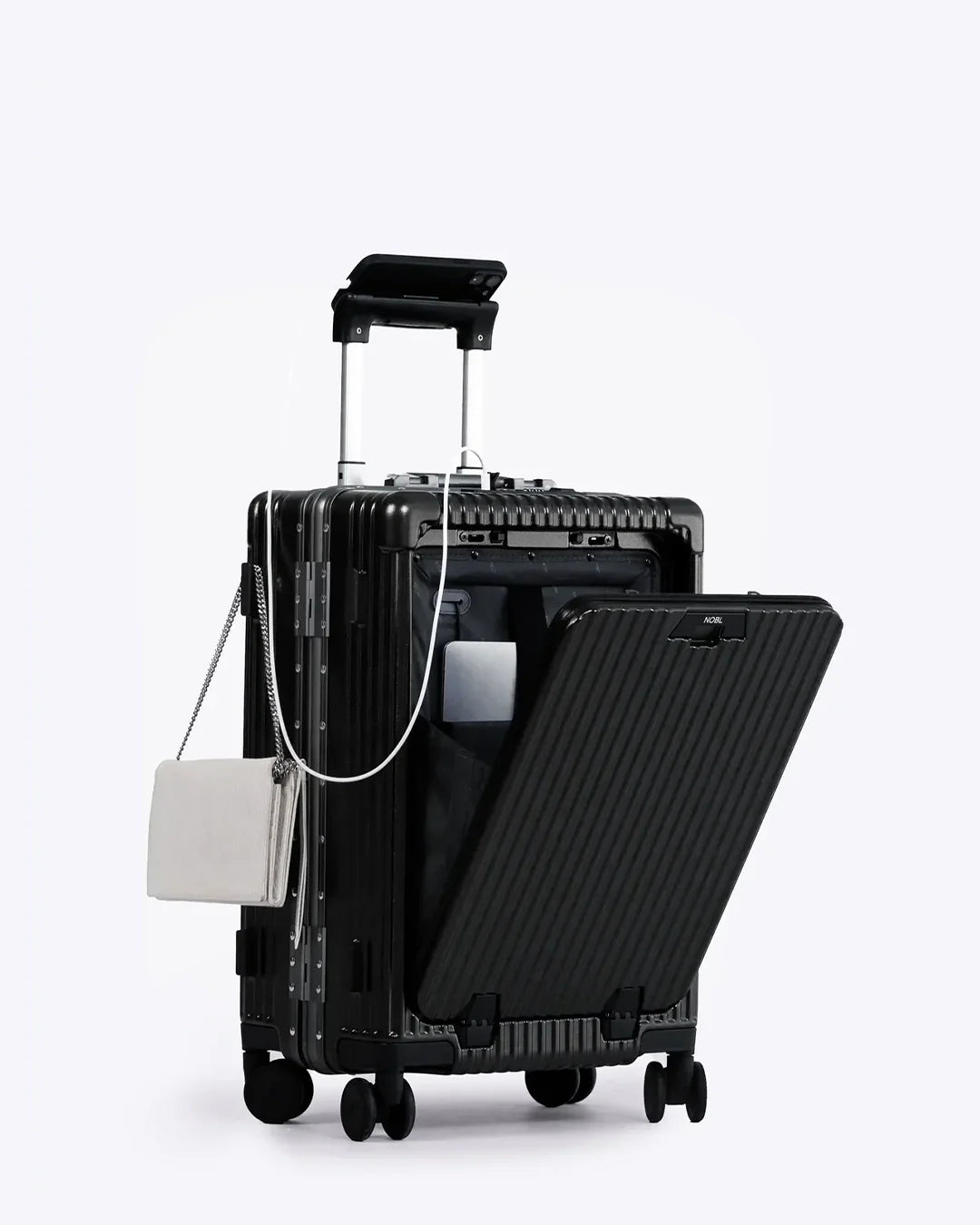 Carry-On: All-in-One 19"